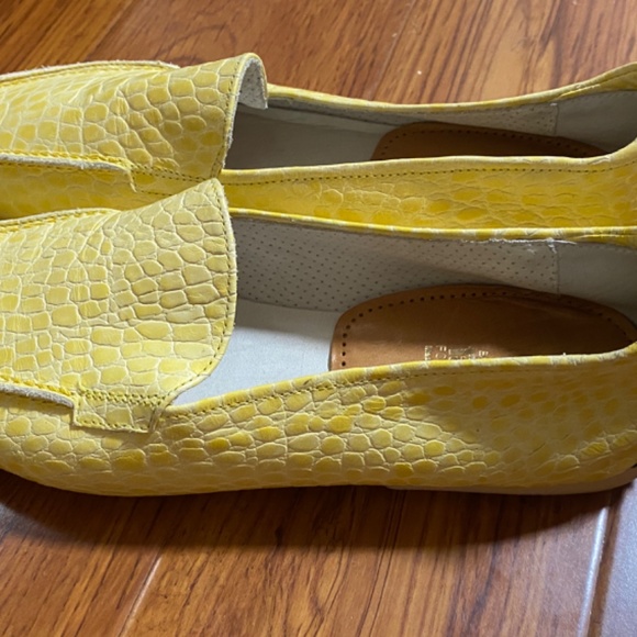 Yellow flat - Picture 4 of 8